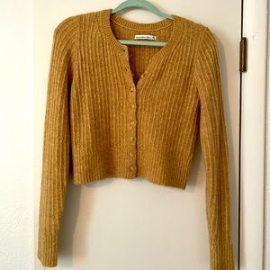 Abercrombie cropped tan cardigan